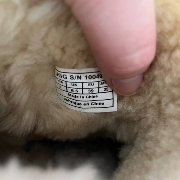 UGG Leather Mini Crystal Bow Boots - Picture 5 of 6